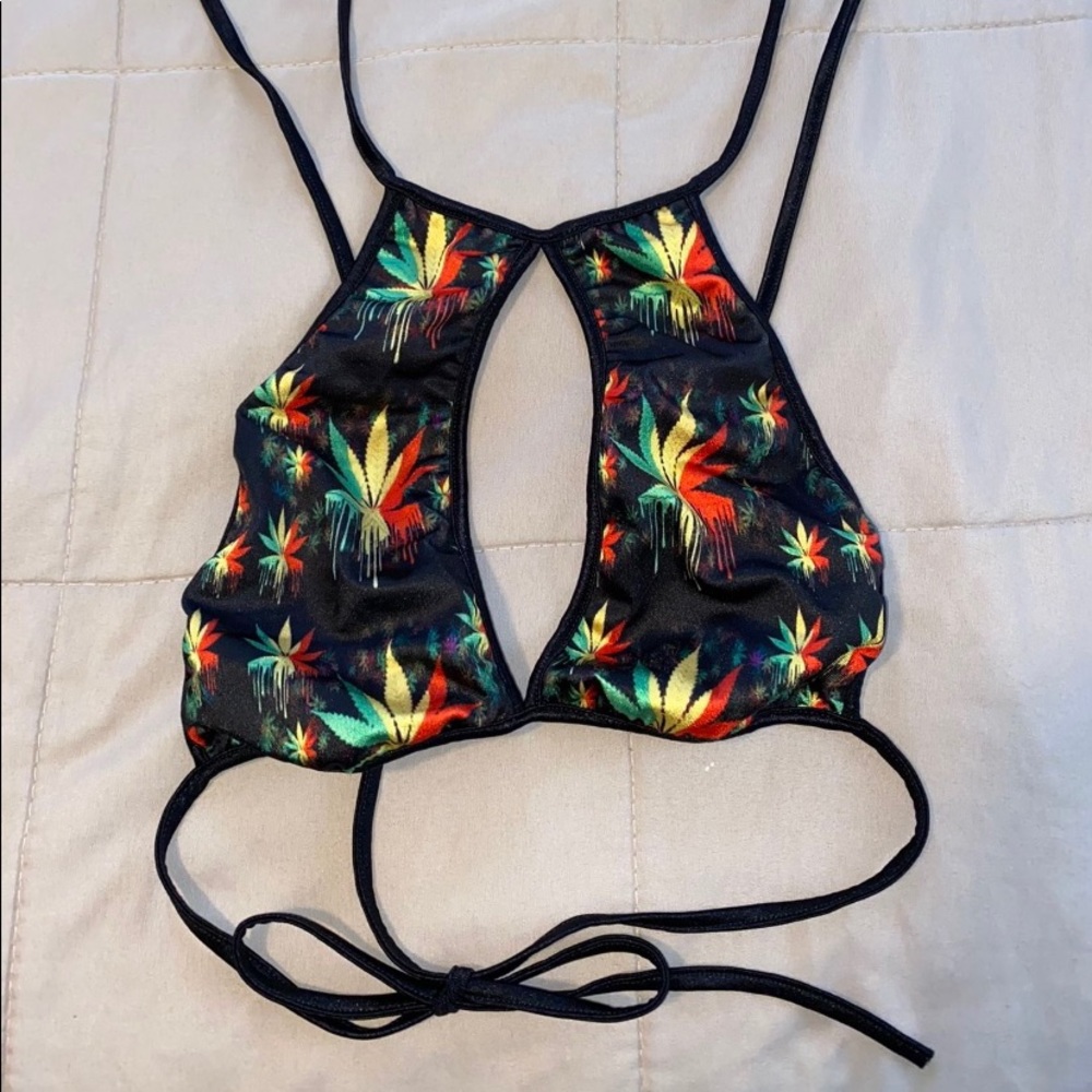 Halter top